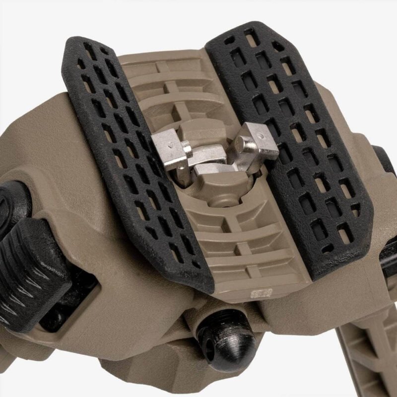 Magpul MOE Bipod for Hunting and Shooting, Made of Lightweight High-Strength Polymer